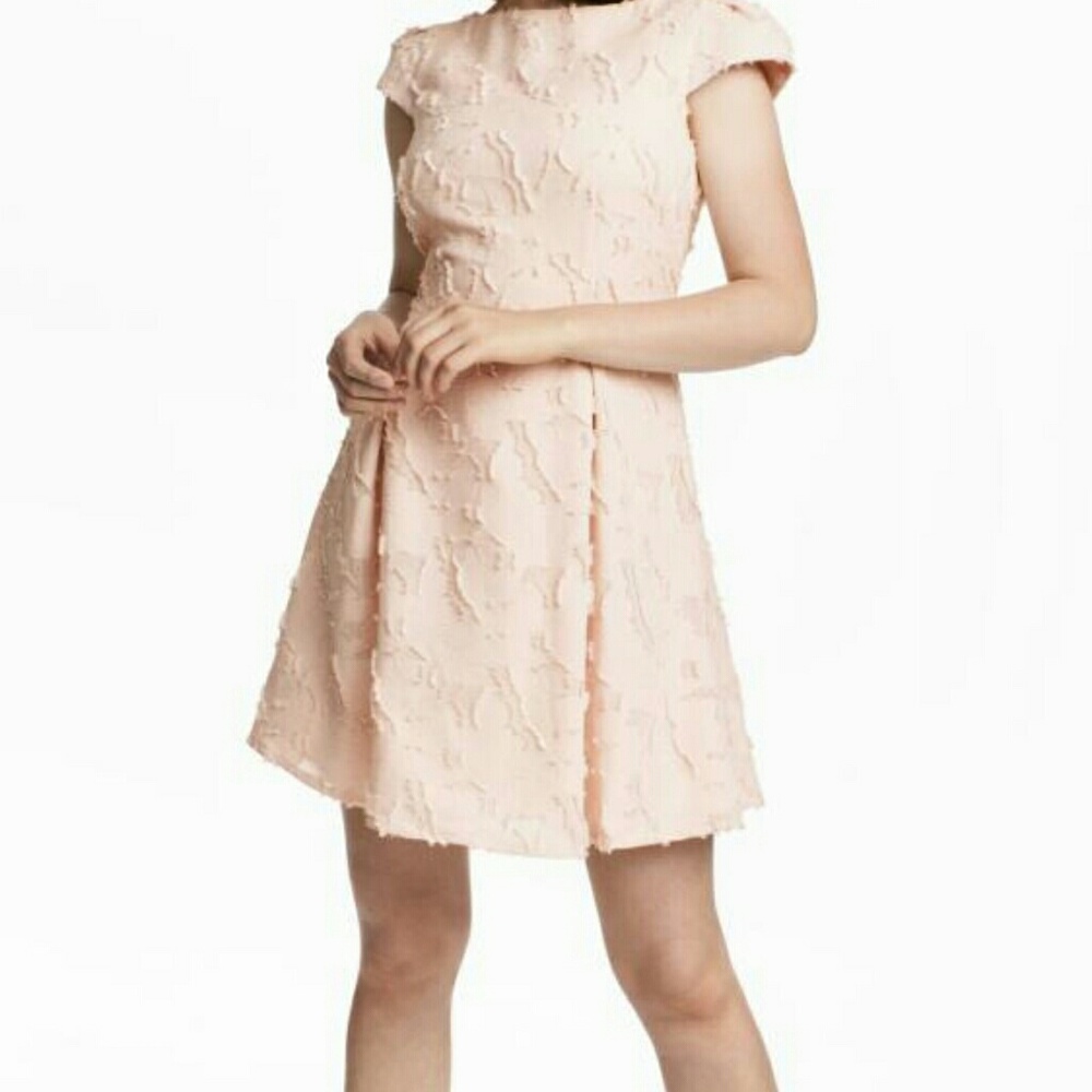 Women's dress